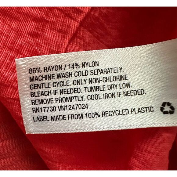 A New Day Women's Long Sleeve V-Neck Blouse Red Size L Casual NWT - Picture 6 of 9